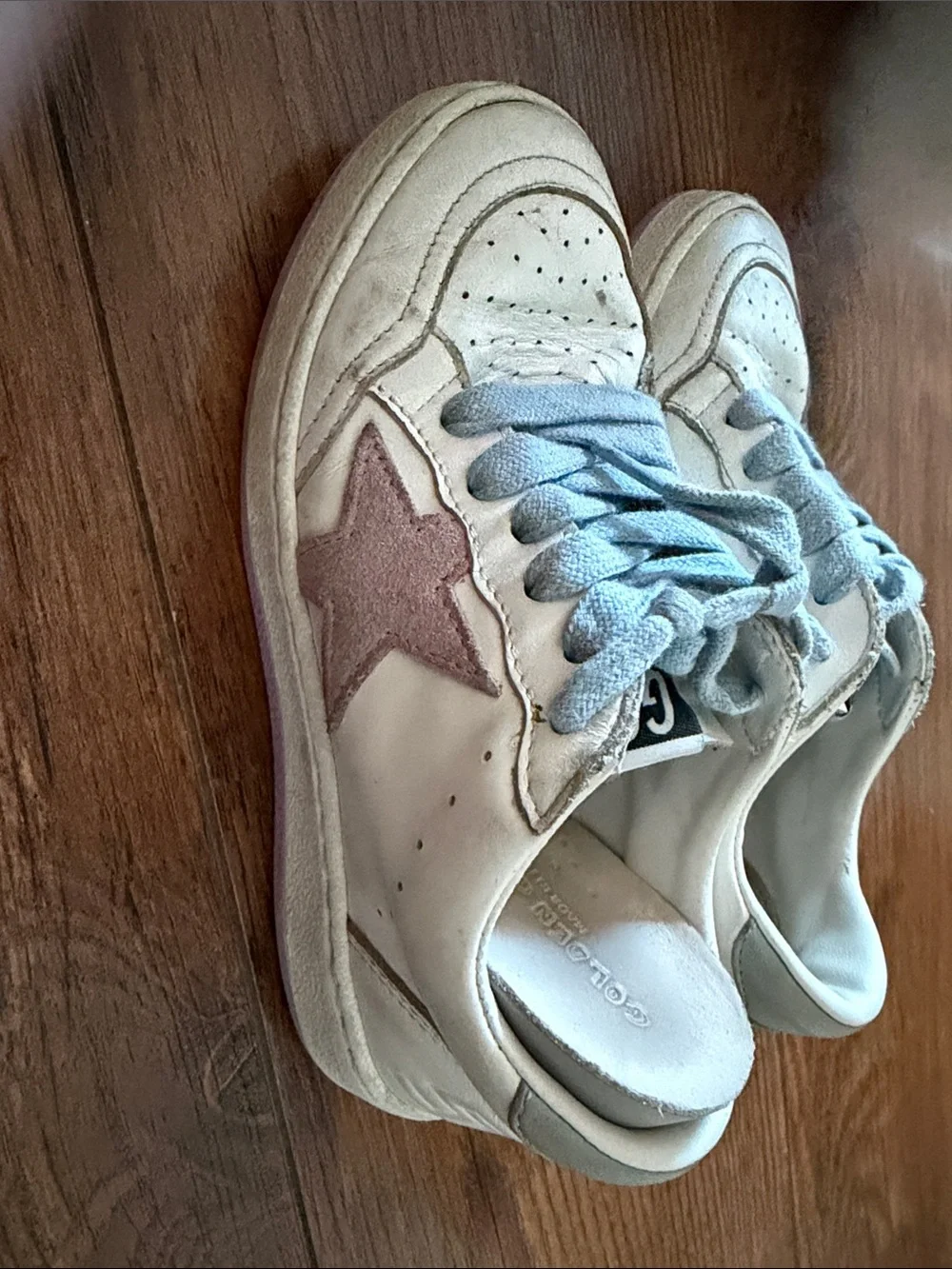 Golden Goose Kids Cream Sneakers with Pink Star and Light Gray Laces